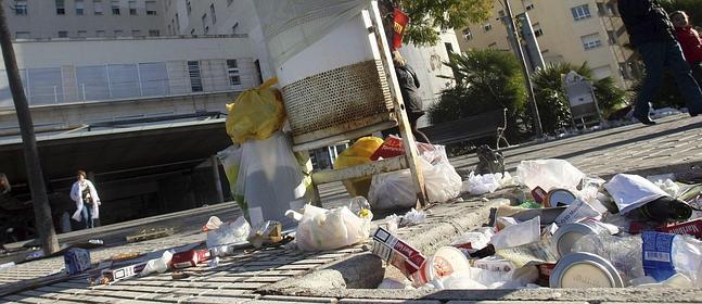 La basura enferma al Hospital General de Alicante