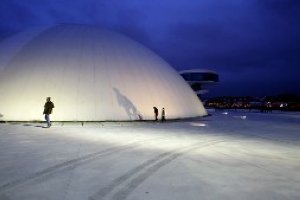 La OMS reúne a 50 expertos mundiales en cáncer en el Centro Niemeyer