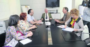La sanidad asturiana garantiza la atención a los 4.000 extranjeros sin papeles