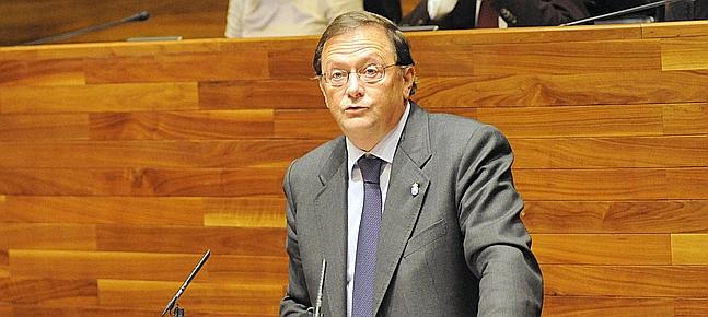 Navia-Osorio asegura que la Sanidad mantendrá su calidad sin generar déficit